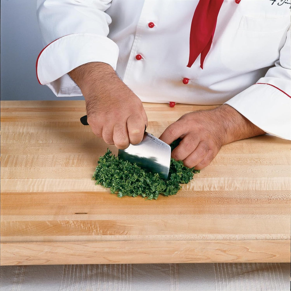 Miracle Blade couteaux sur plan de travail en cuisine suggérant usage quotidien fiable