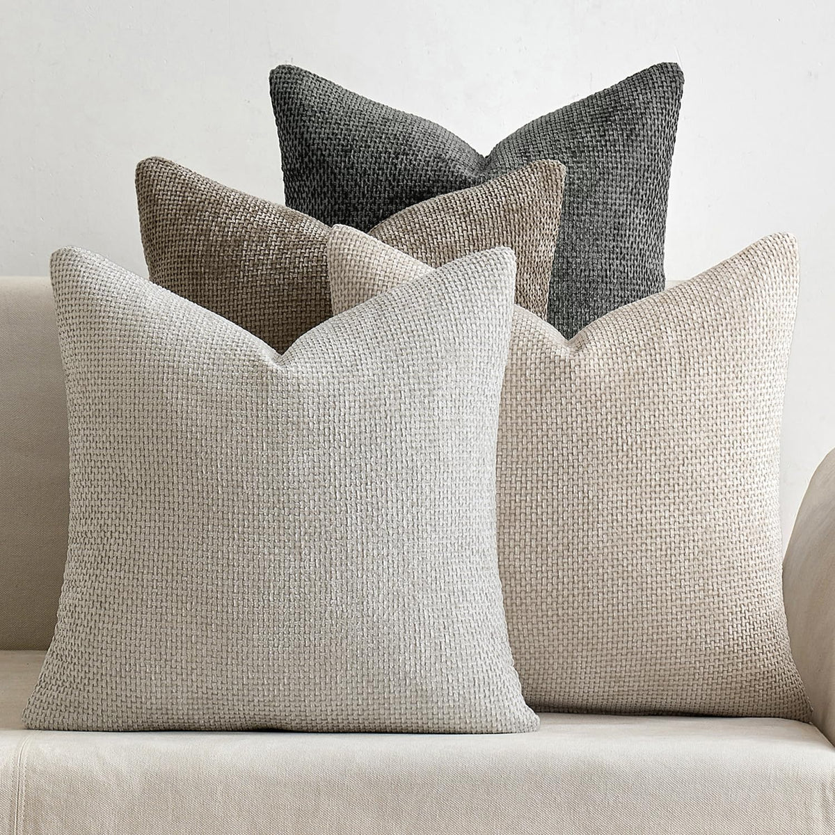 MIULEE housse avant beige neutre montrant silhouette soignée et confort