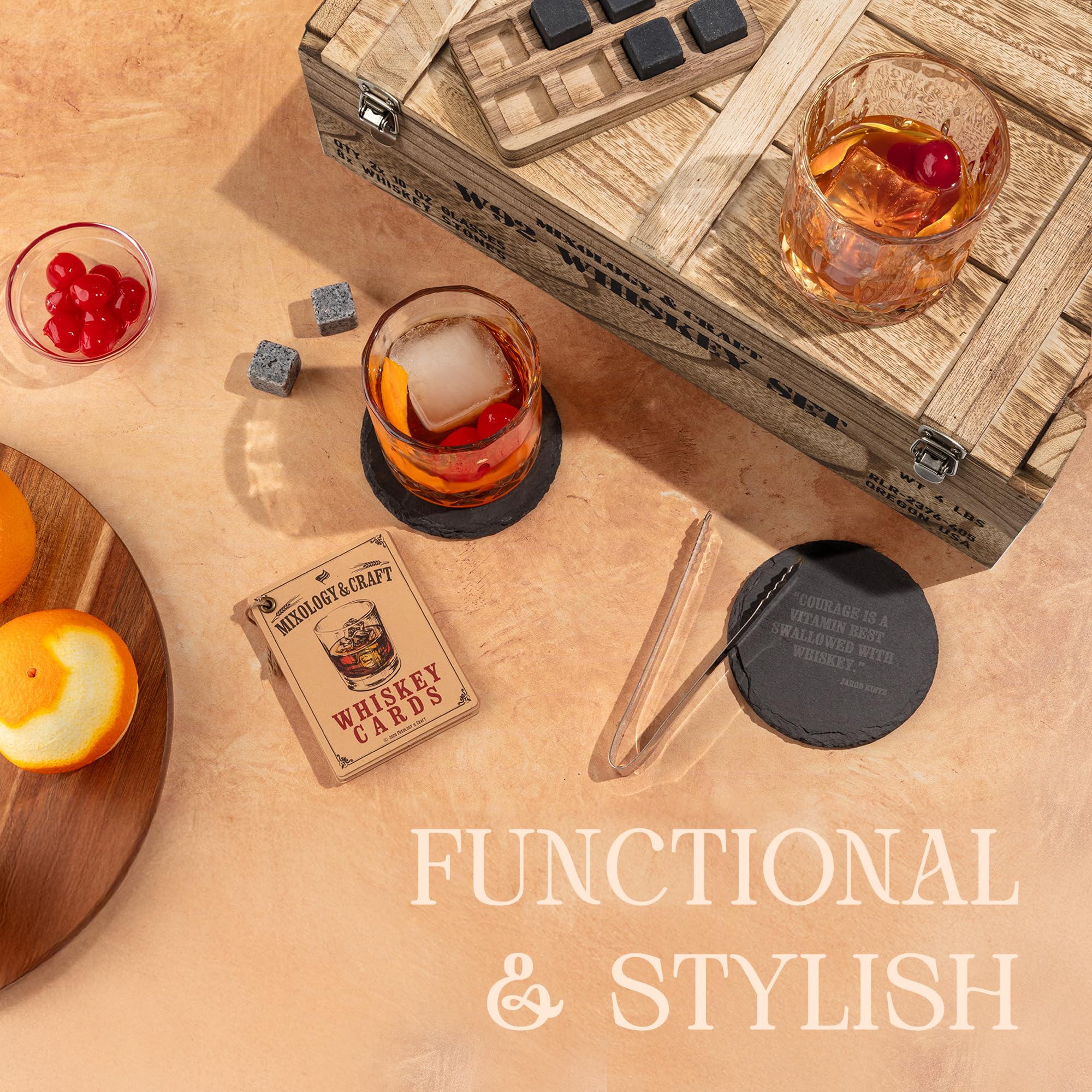 Mixology & Craft verres en cristal gros plan, élégance et clarté pour la dégustation