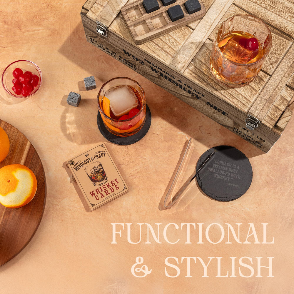 Mixology & Craft verres en cristal gros plan, élégance et clarté pour la dégustation