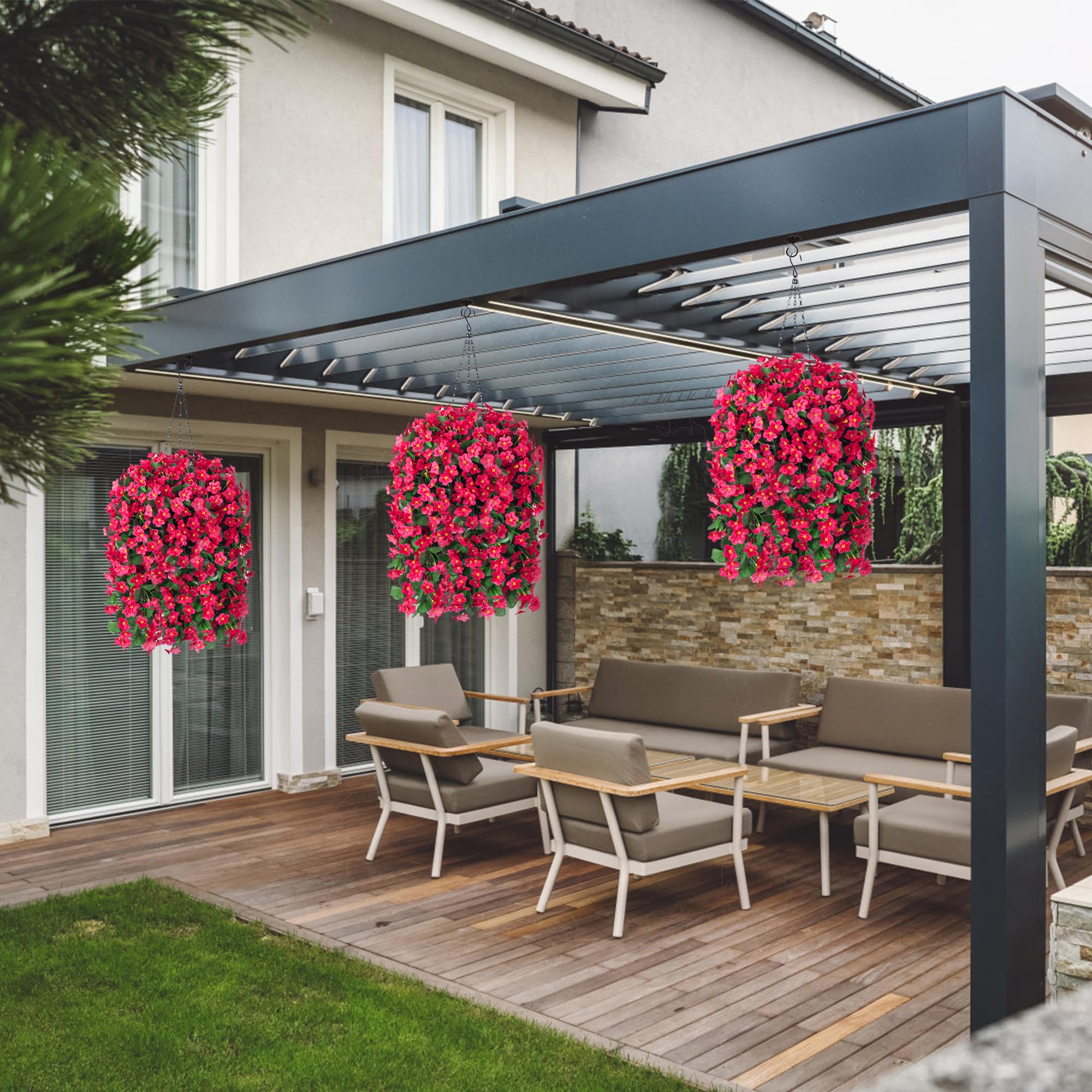 MJFloria suspension sur terrasse aménagée, apporte couleur et ambiance
