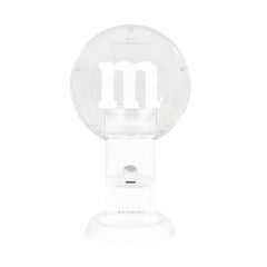 M&M’S distributeur en usage libérant une portion pratique pour invités