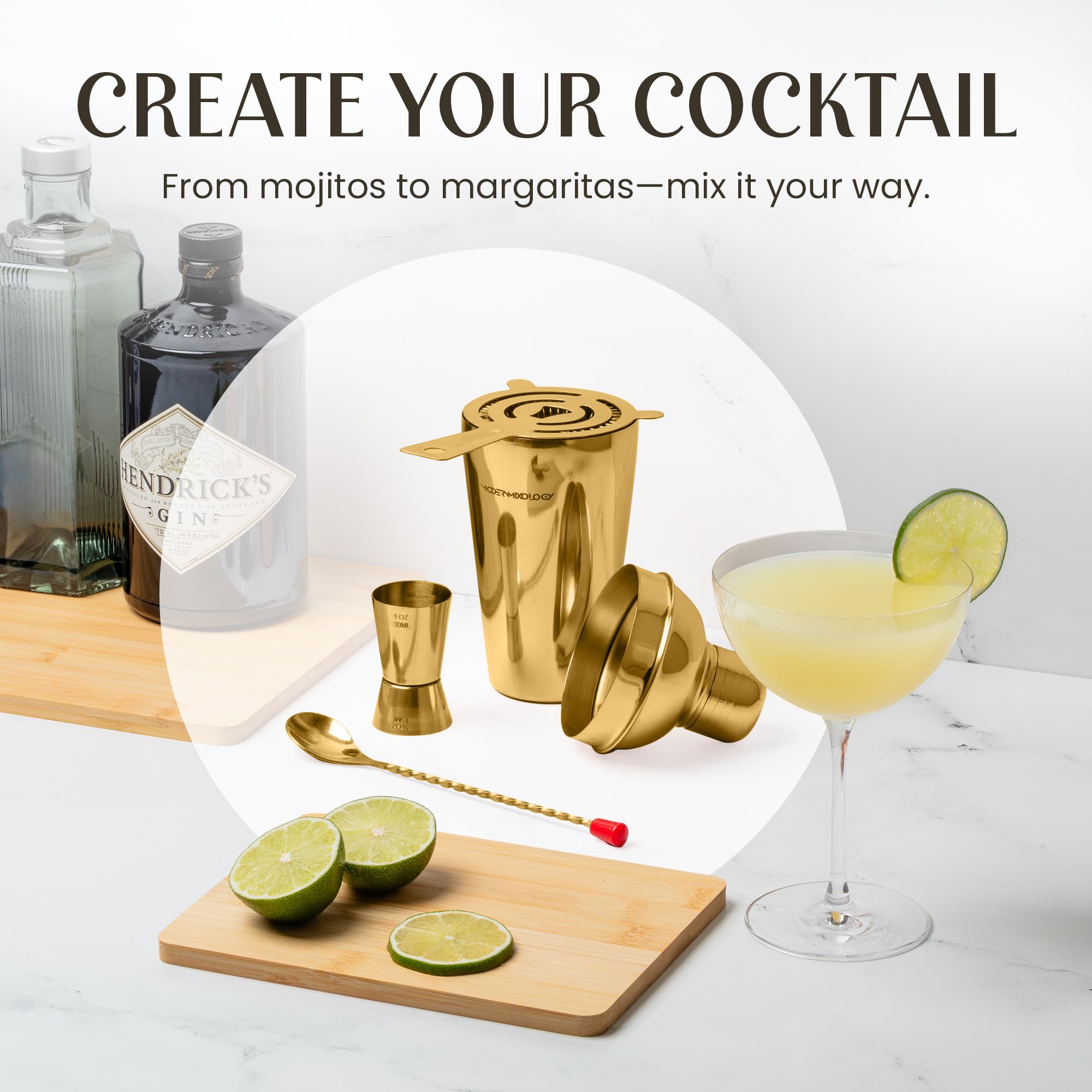 Modern Mixology ensemble d’outils disposés sur le support pour gain de place