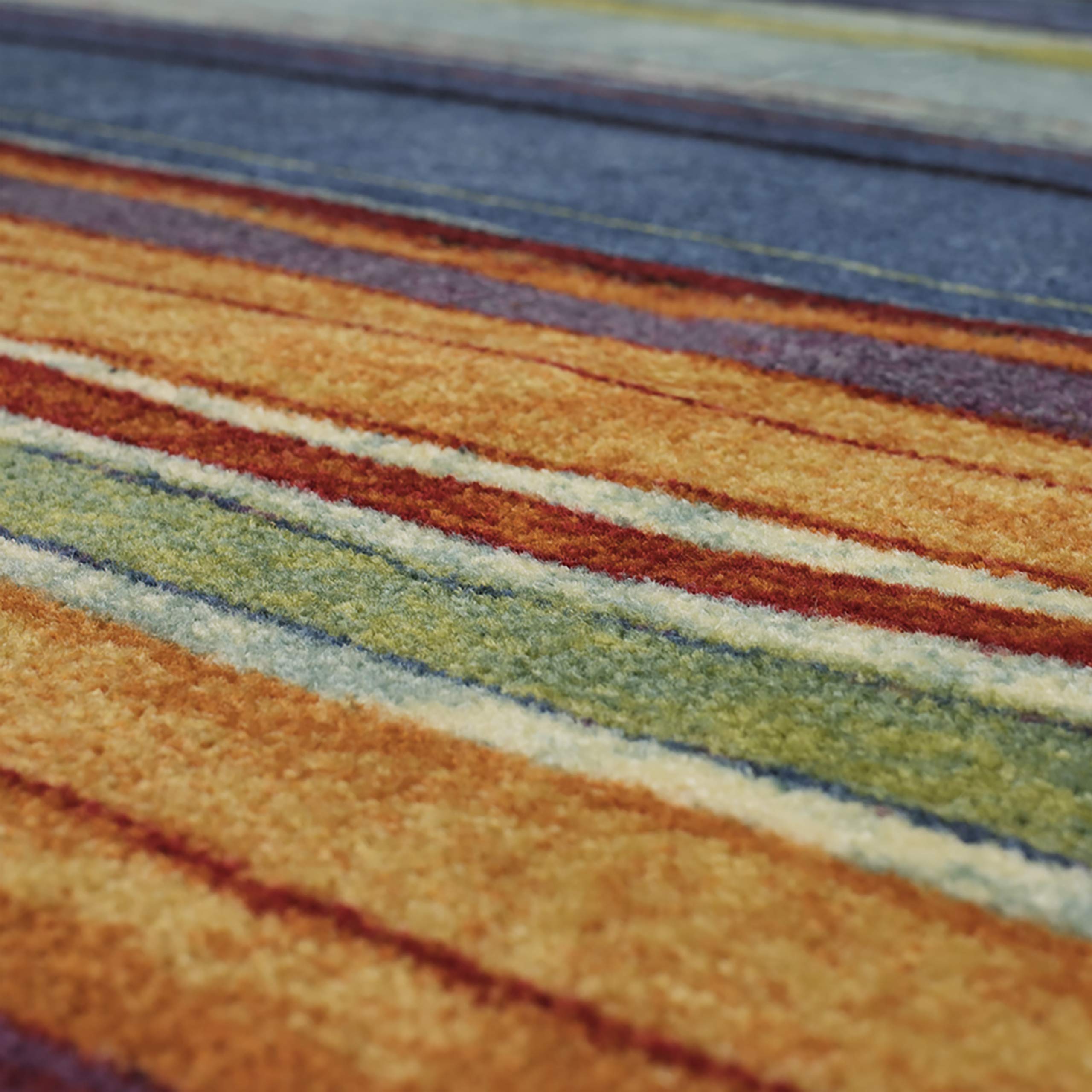 Mohawk Home tapis installé dans un salon pour dynamiser l’espace