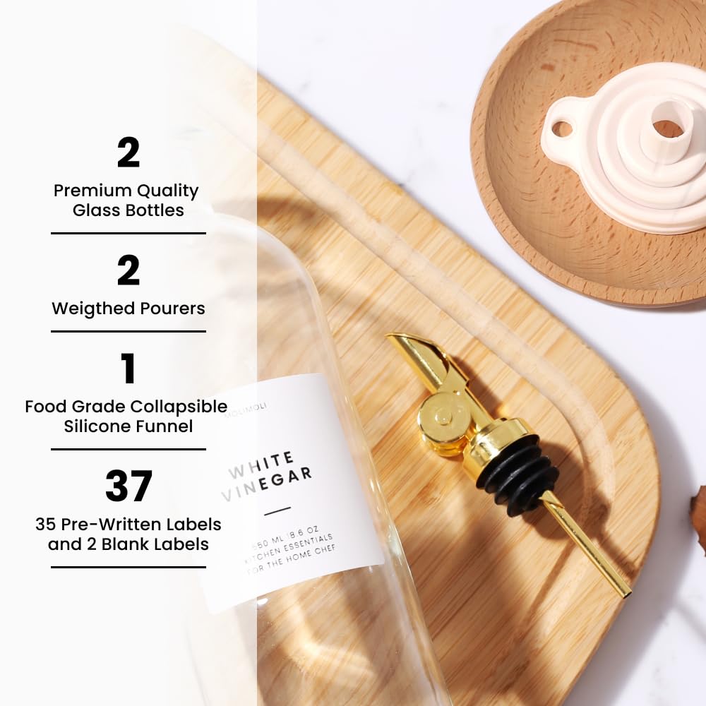 Molimoli bouteilles en usage dans la cuisine pour assaisonnement pratique
