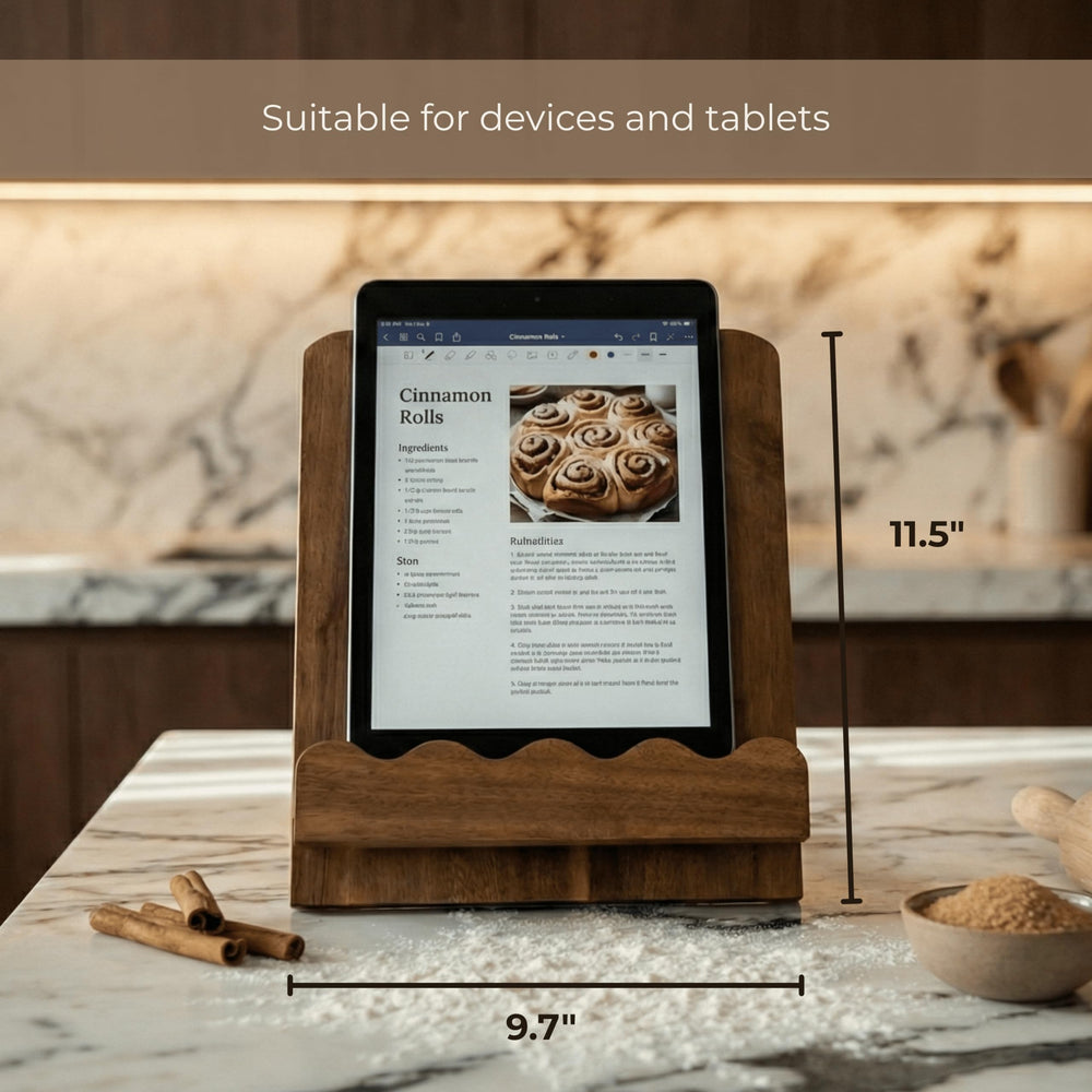 Moncur Home support acacia en usage avec une tablette, lecture mains libres pratique