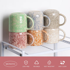 MONITO mug gros plan émaillage unique illustrant finition artistique