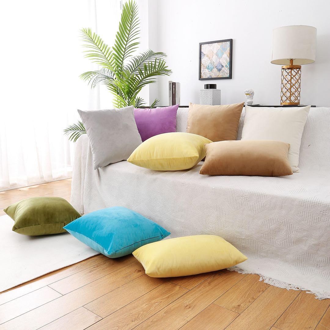 MoonRest coussin sur canapé ajoutant confort et style décoratif
