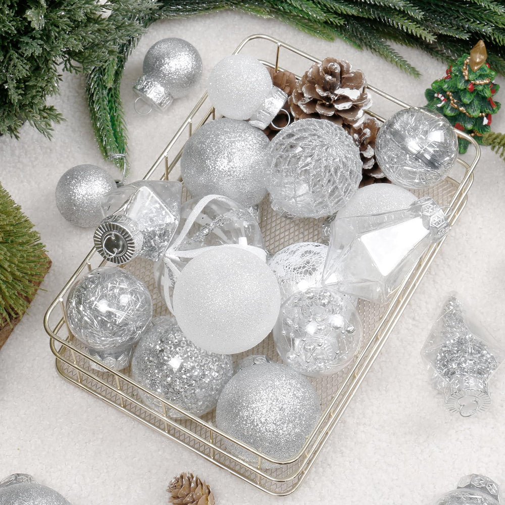 MoonXmas boules en main montrant échelle des tailles pour repérage facile