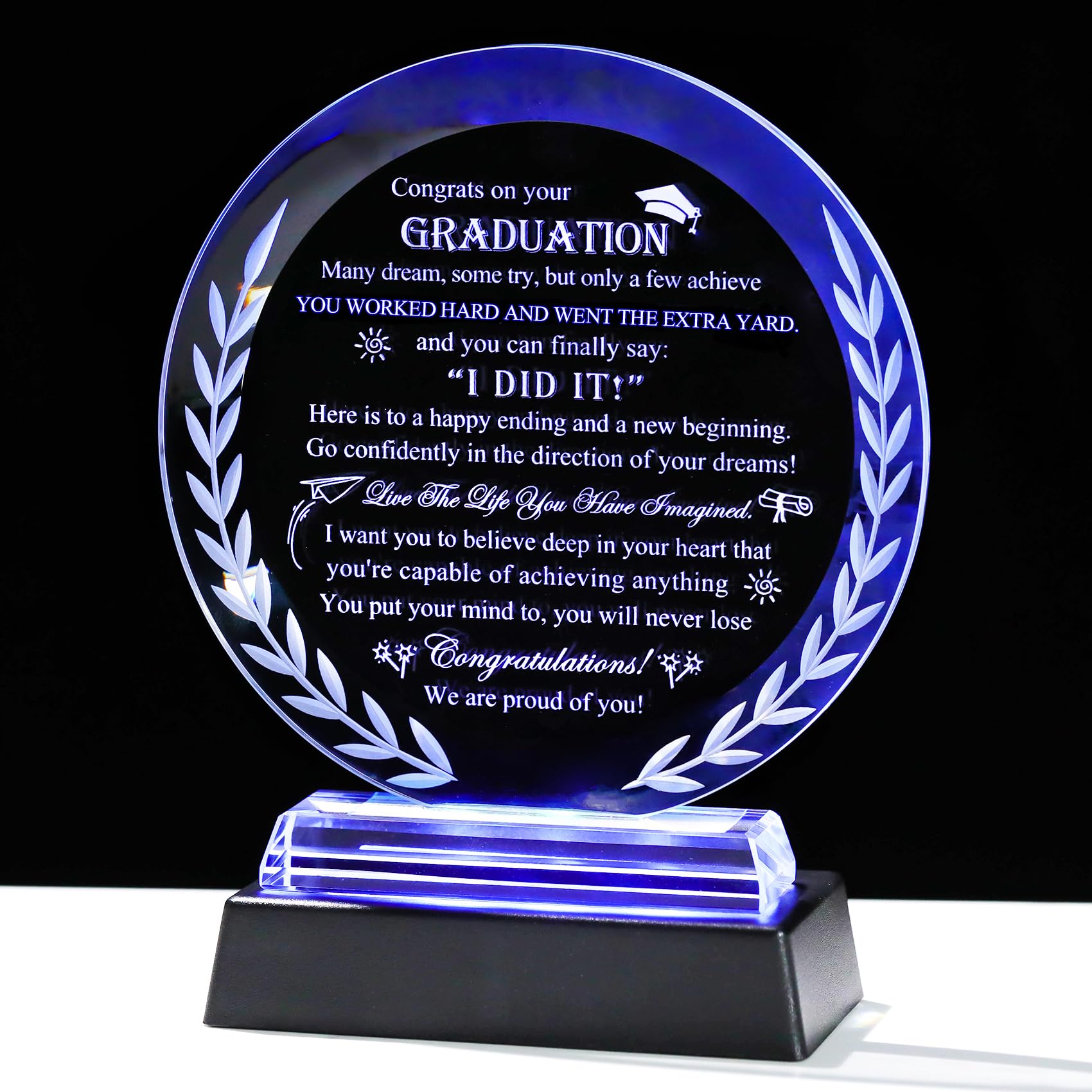 Movdyka plaque en cristal vue avant mettant en valeur l'élégance du cadeau