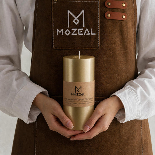 MOZEAL gros plan cire coulée et finition dorée, texture artisanale durable