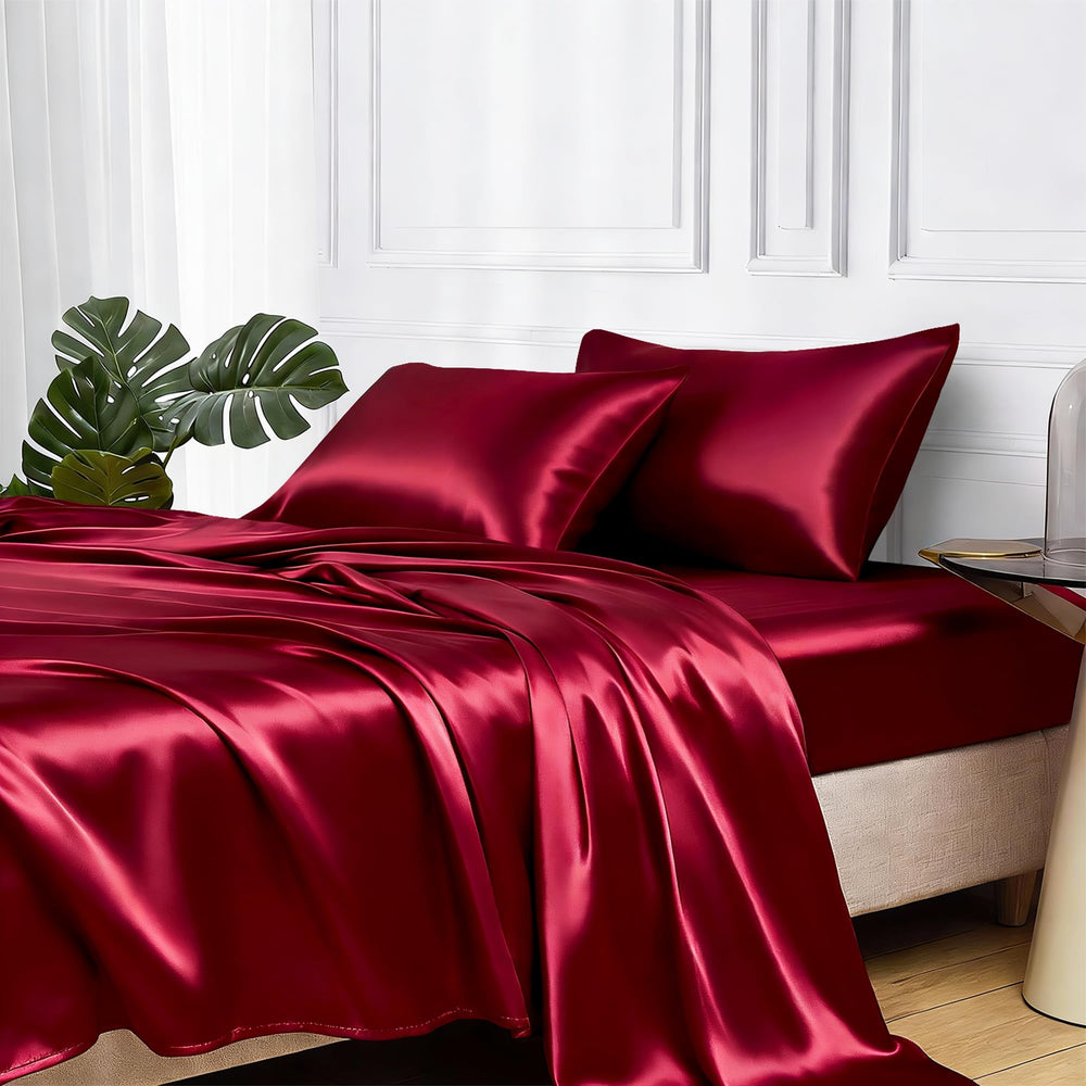 MR&HM draps satin ensemble avant présentant un fini soyeux et élégant