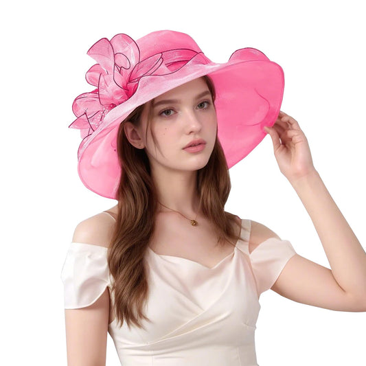 Muswarm chapeau face rose red présentant silhouette raffinée et protection solaire
