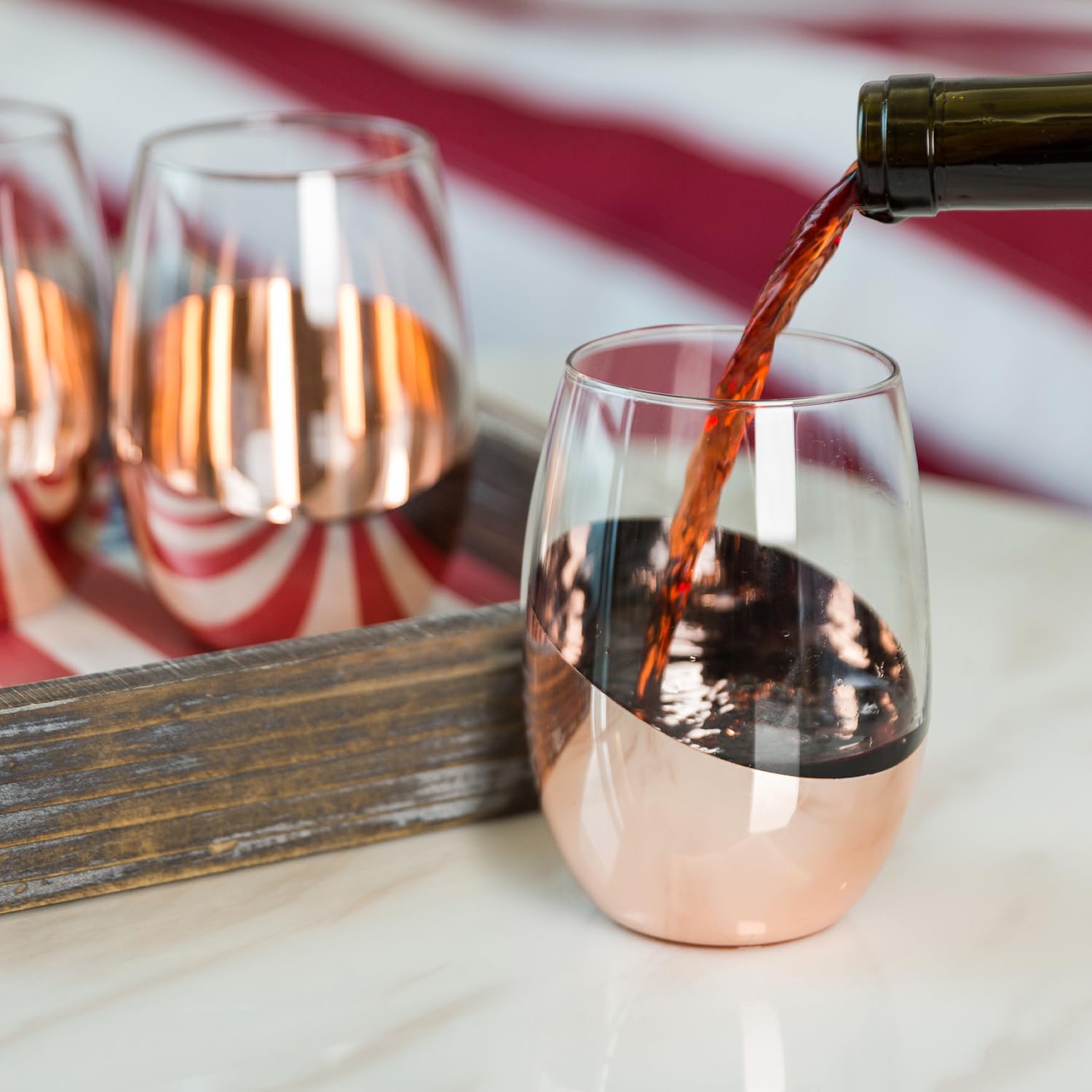 MyGift verre comparé à bouteille montrant la capacité généreuse 18 oz