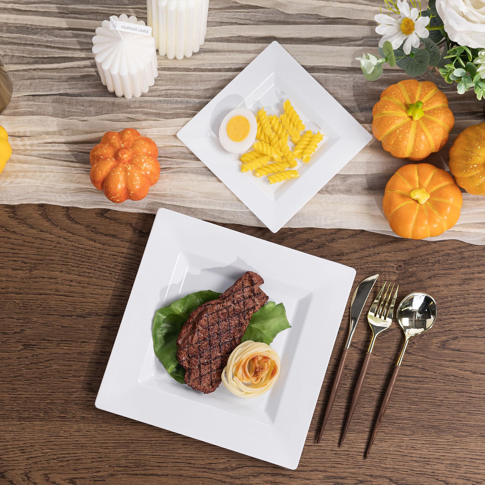 N9R assiette sur table dressée, esthétique blanche sublime les couleurs