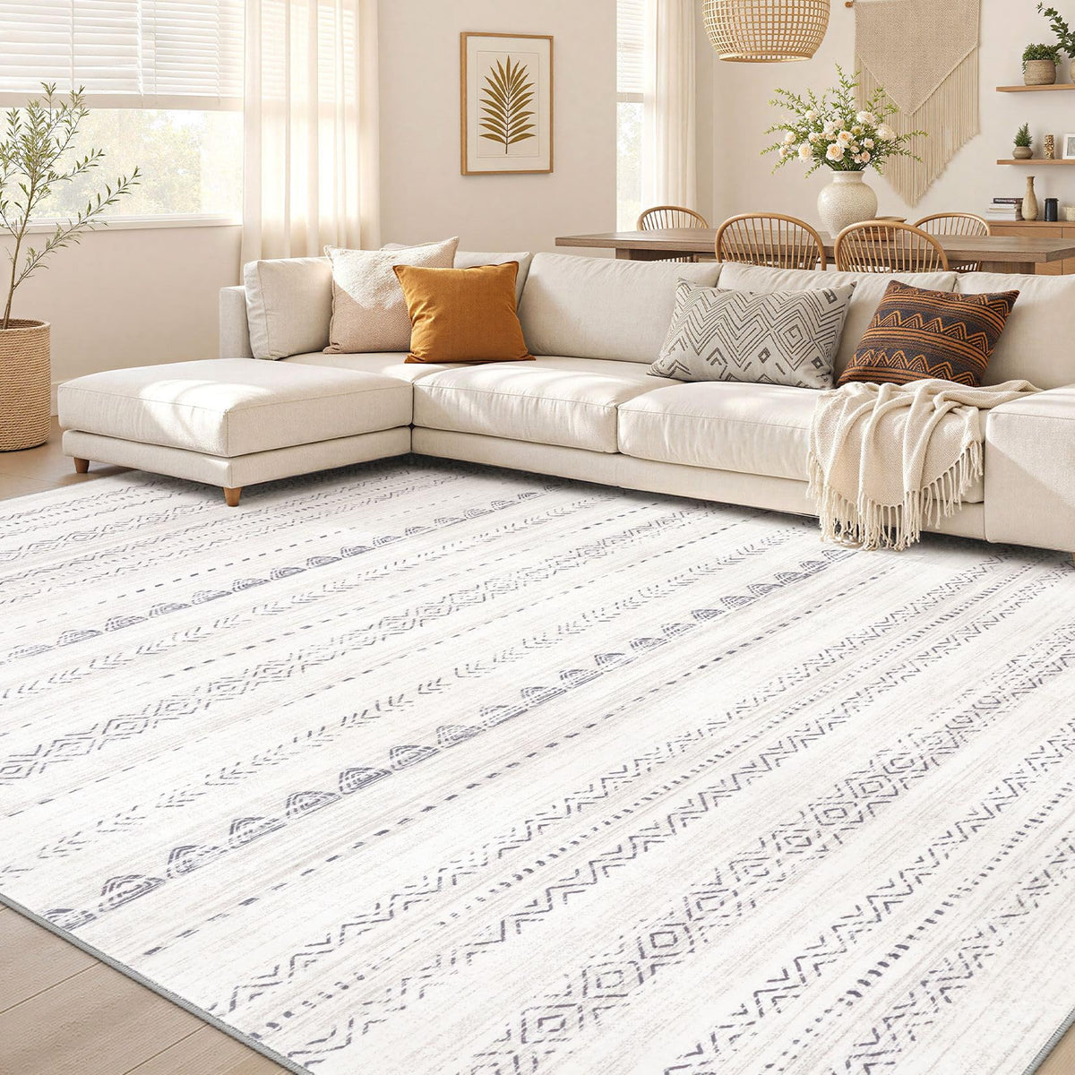 Nakagishi tapis face avant montrant motif gris et style bohème, ajoute élégance