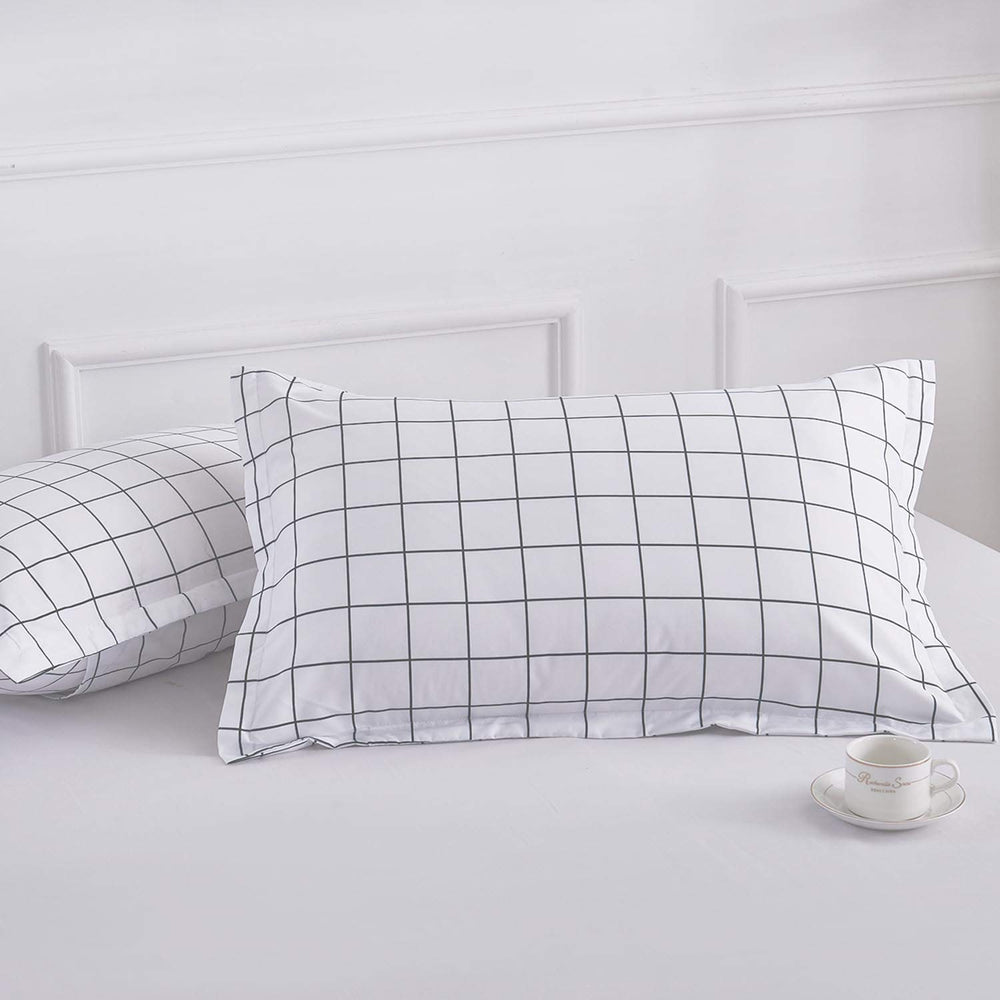 NANKO texture pliée illustrant structure et durabilité du tissu