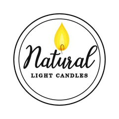 Natural Light bougie allumée sur un autel, flamme stable pour moments dévotionnels