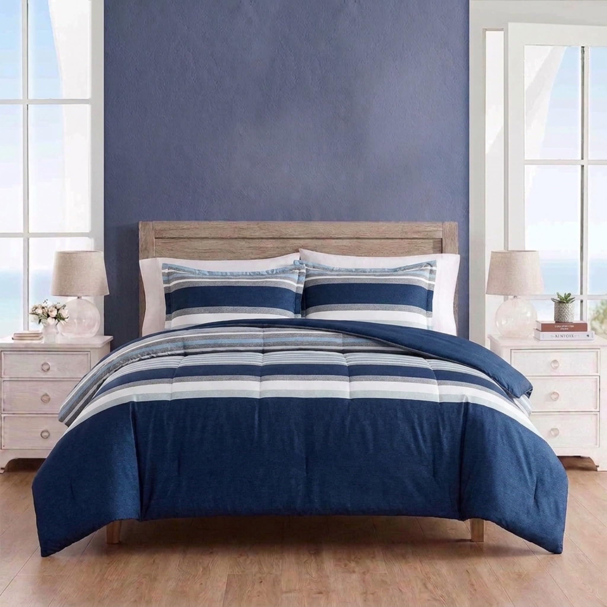 Nautica mise en scène chambre illustrant ambiance côtière raffinée