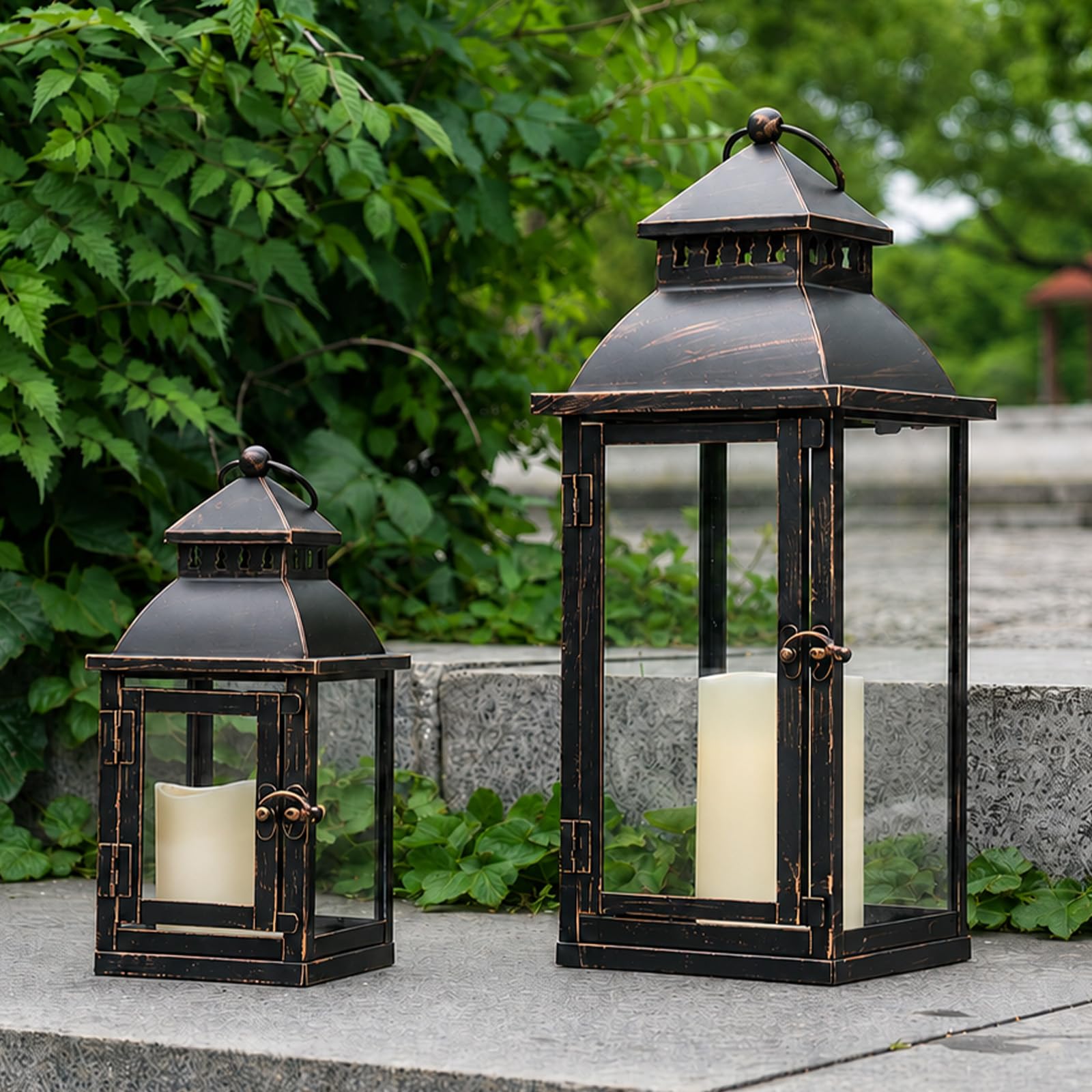 NEEDOMO lanterne ensemble vue frontale, design bronze apportant élégance