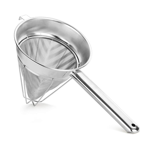 New Star Foodservice passoire frontale montrant la forme et l'ergonomie, durable