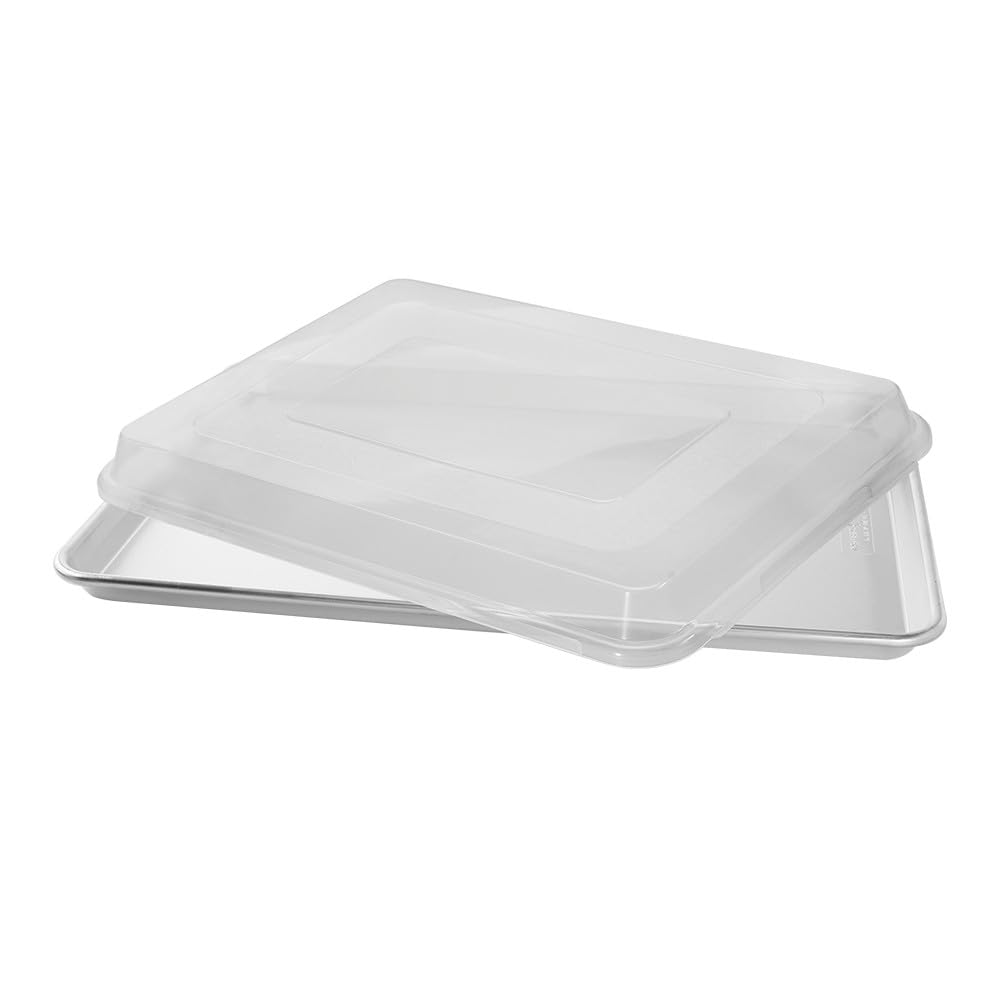 Nordic Ware biscuits sortis du four montrant brunissement homogène