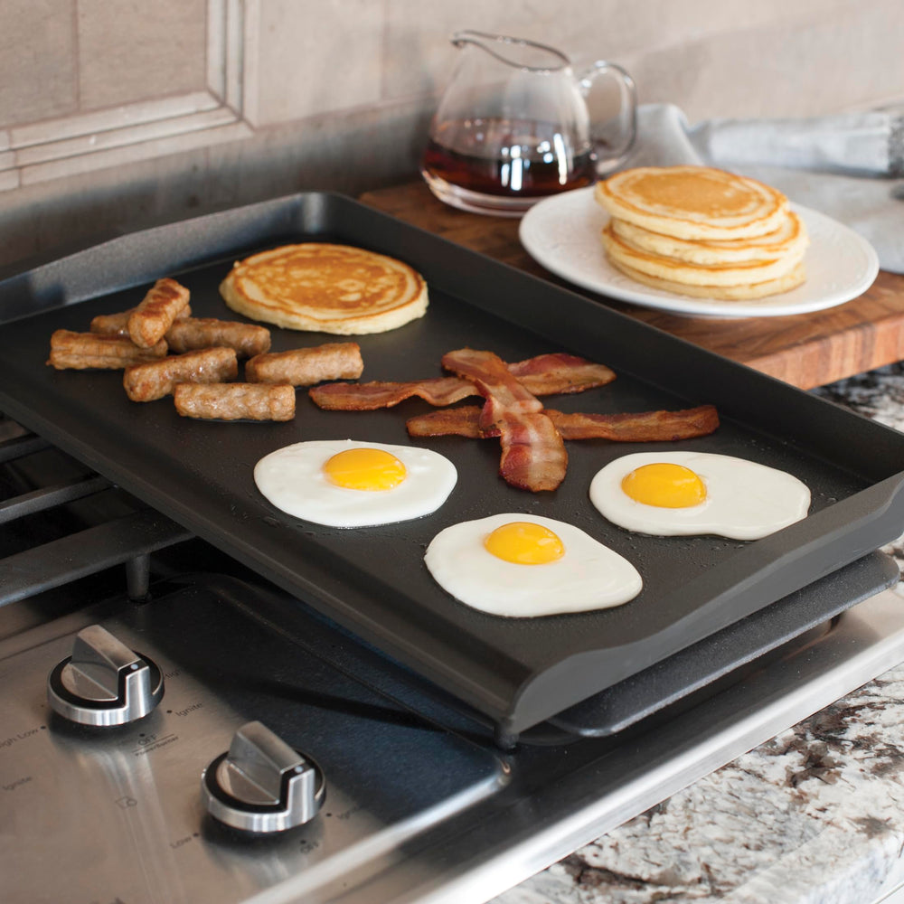 Nordic Ware étiquette produit mettant en avant fabrication américaine et specs