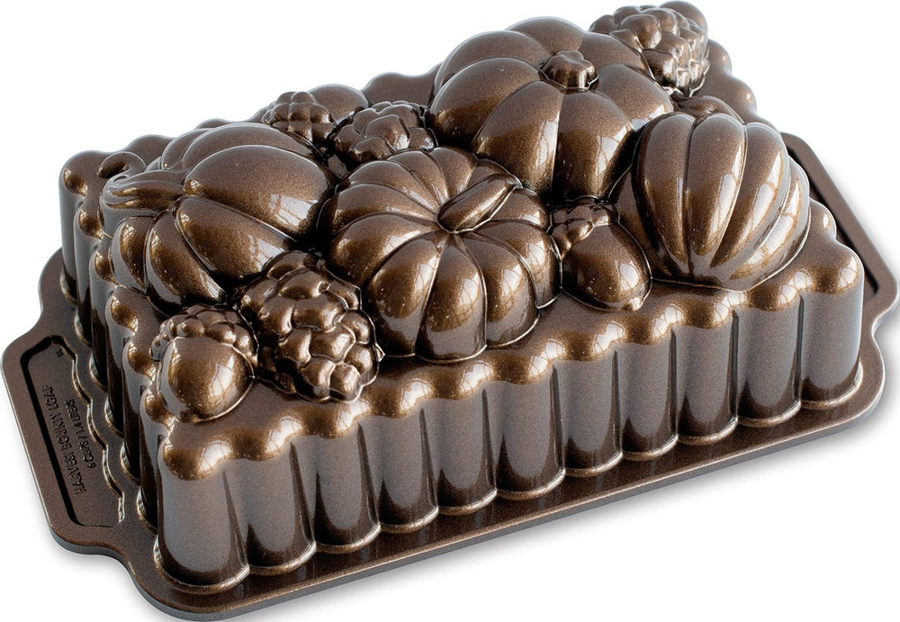 Nordic Ware vue avant du moule Harvest Bounty montrant la forme et finition durable
