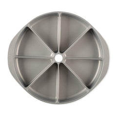 Nordic Ware gros plan du revêtement silicone antiadhésif facilitant le démoulage