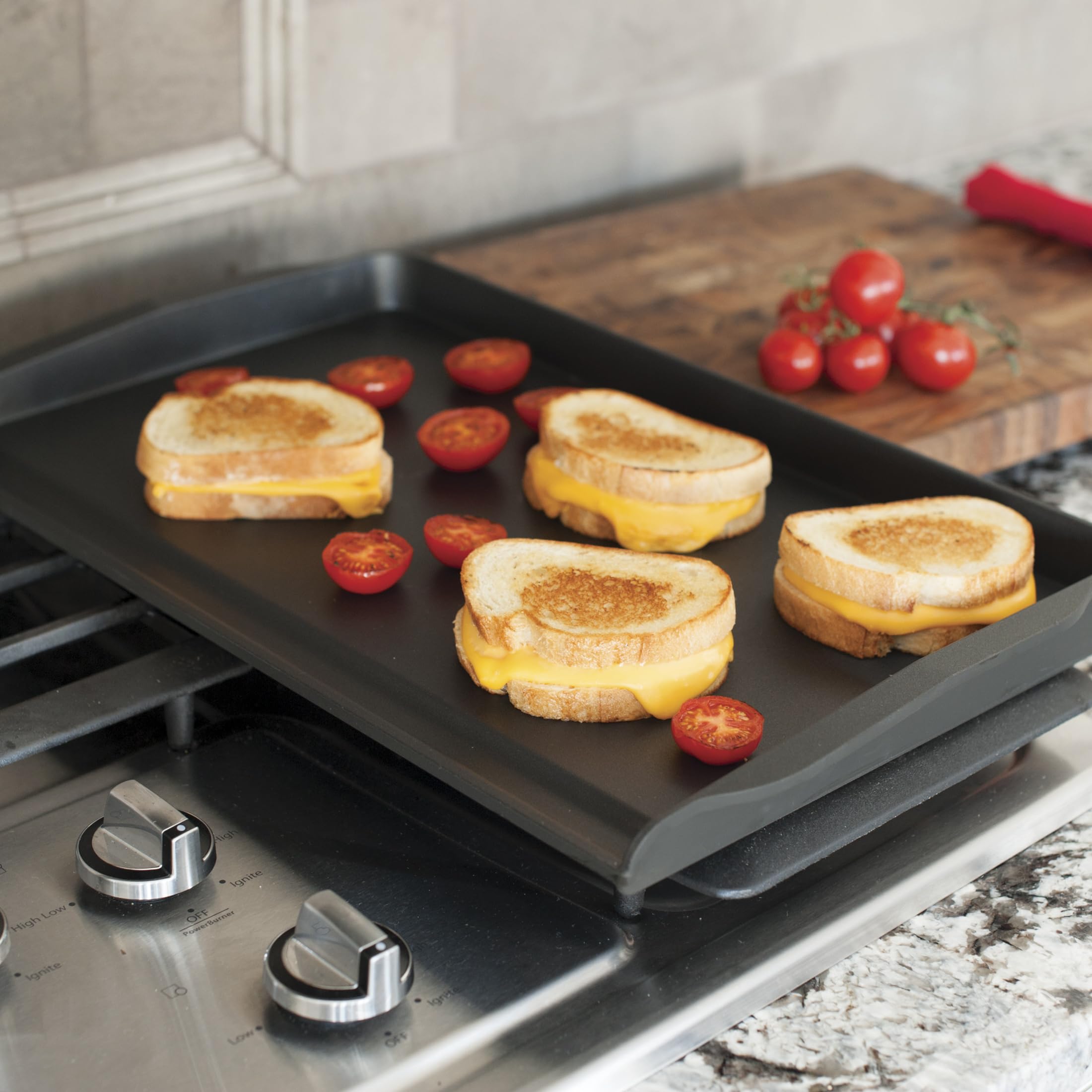 Nordic Ware rigole avant recueillant graisses et jus pour un nettoyage plus simple