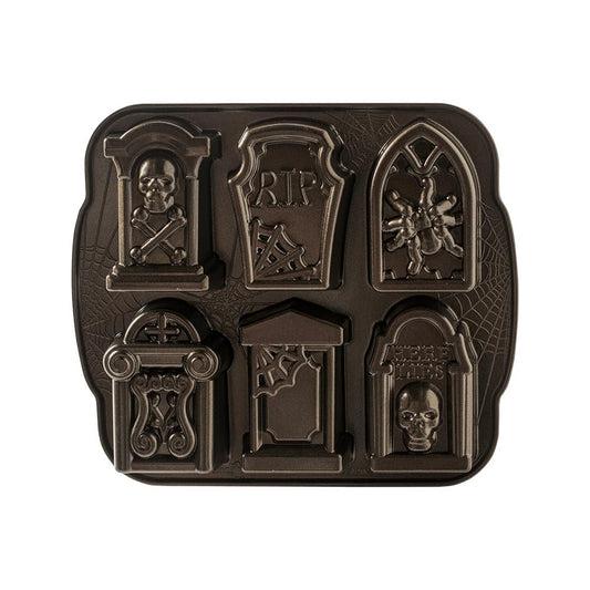 Nordic Ware vue avant du moule Tombstone montrant cavités détaillées pour cakelets
