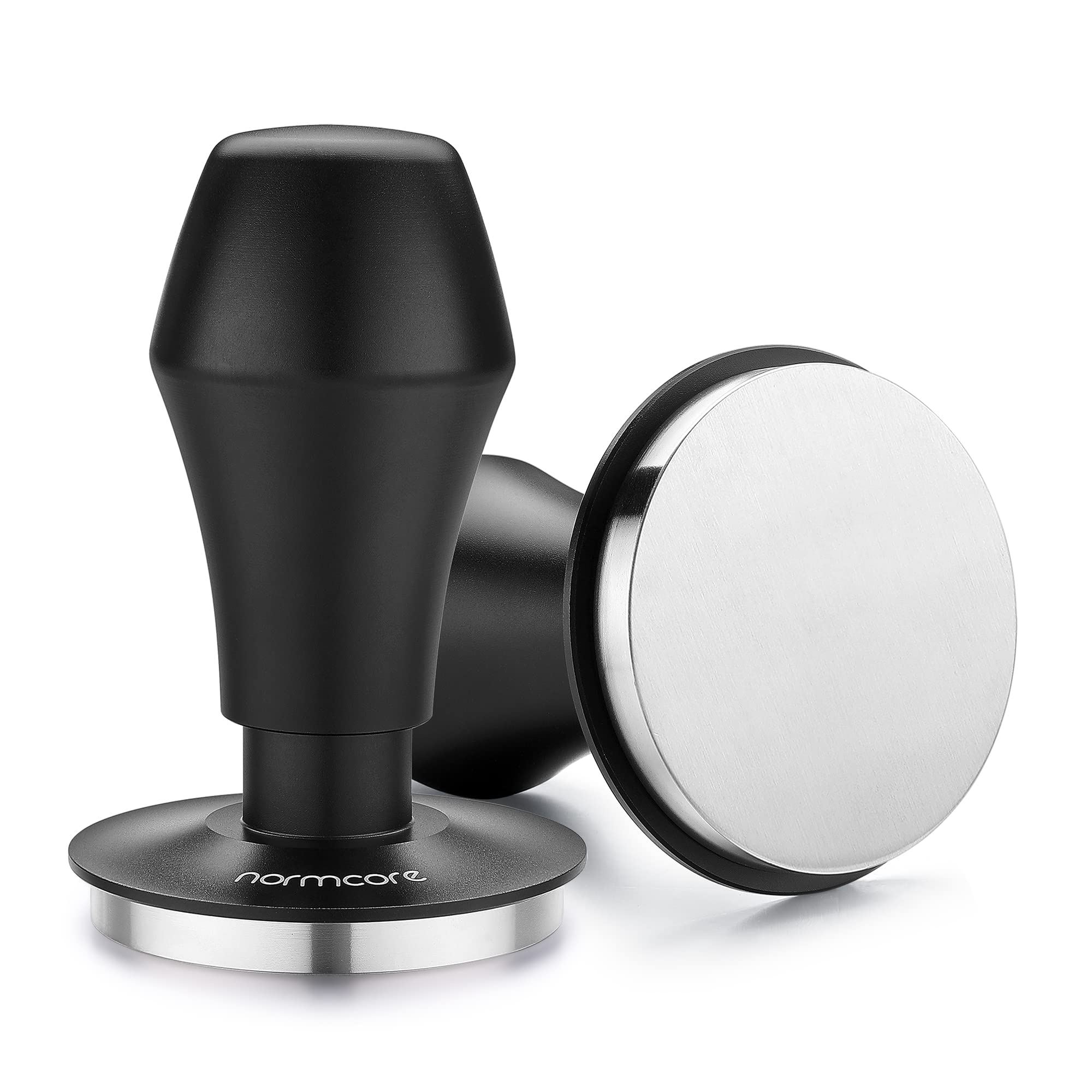 Normcore base acier inoxydable gros plan garantissant contact complet
