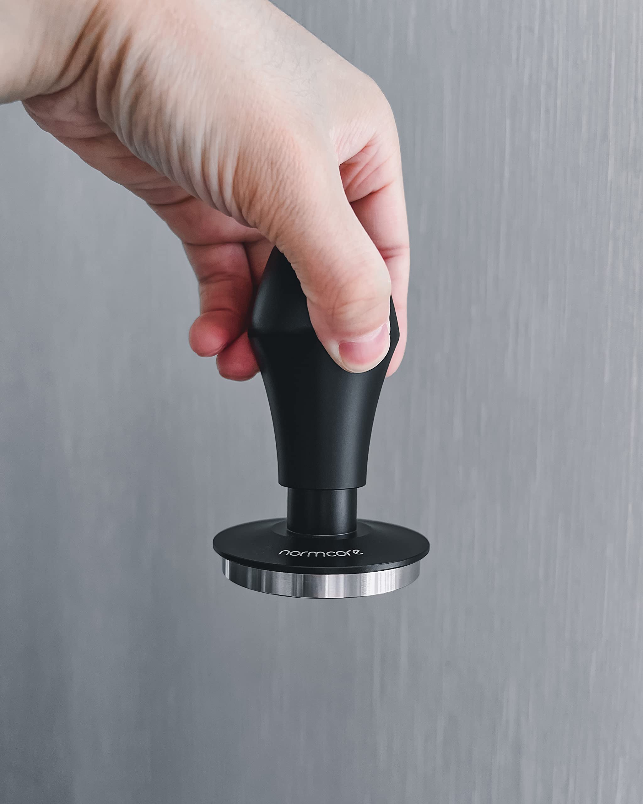 Normcore tamper et ressorts 15, 25, 30 lb présentés pour ajuster la pression
