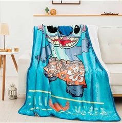 Envers sherpa Northwest Lilo and Stitch montrant la doublure moelleuse pour plus de chaleur
