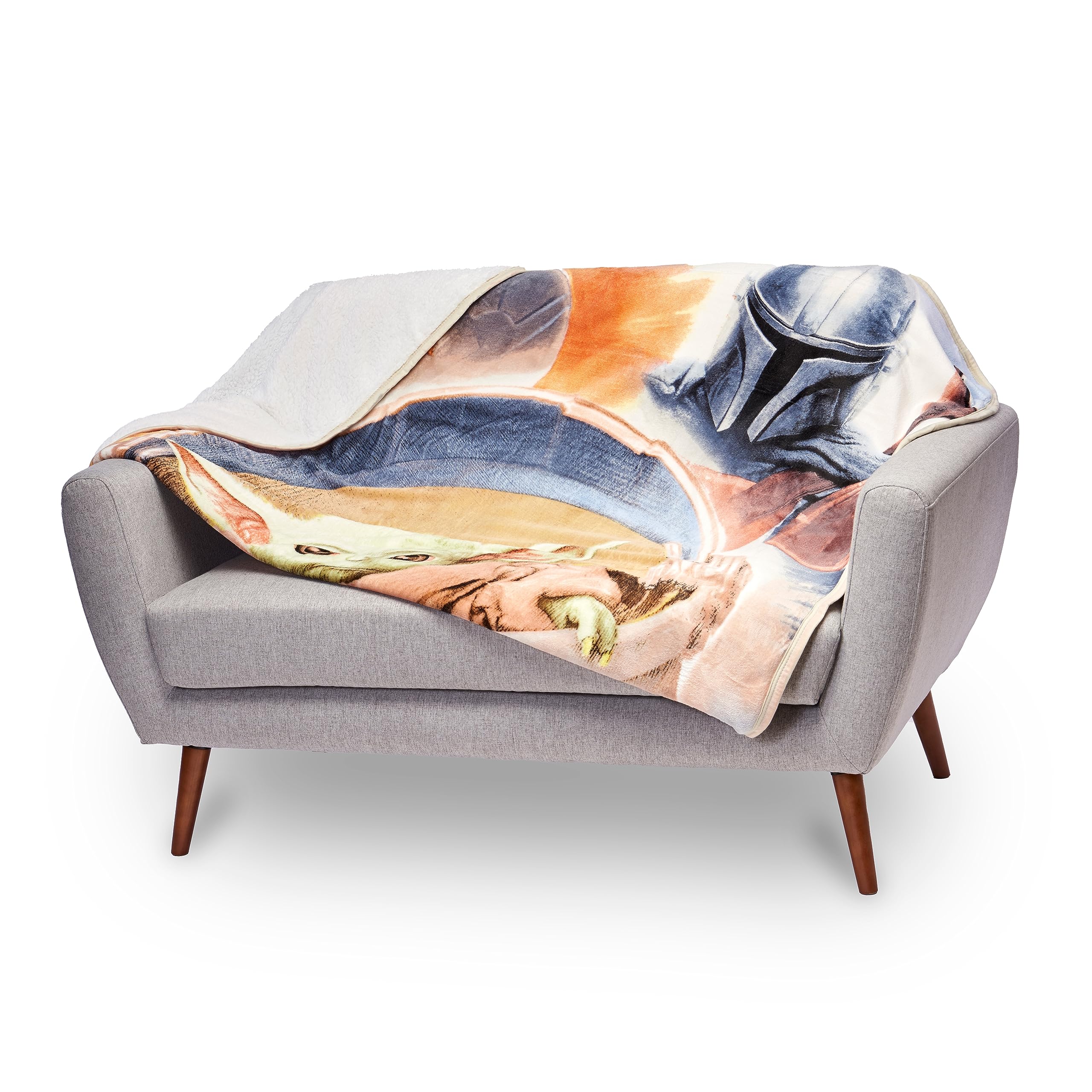 Plaid Northwest The Mandalorian sur canapé illustrant usage quotidien cosy