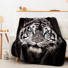 Northwest gros plan du motif tigre blanc aux yeux bleus, met en valeur les couleurs