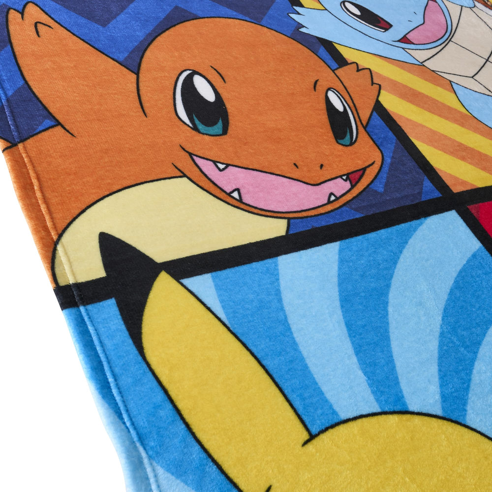 northwest scène chambre enfant décorée avec la couverture Pokémon