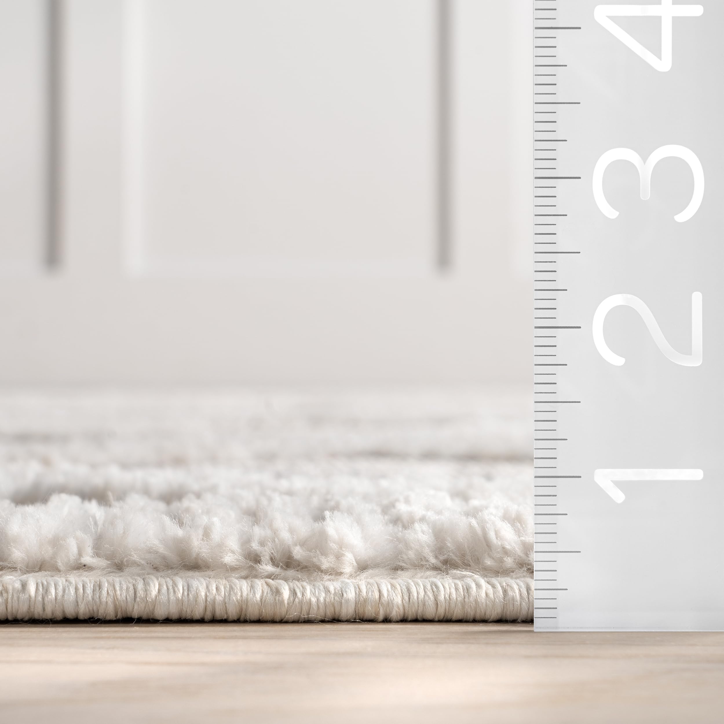 nuLOOM Ansley gros plan sur la texture polyester apportant douceur