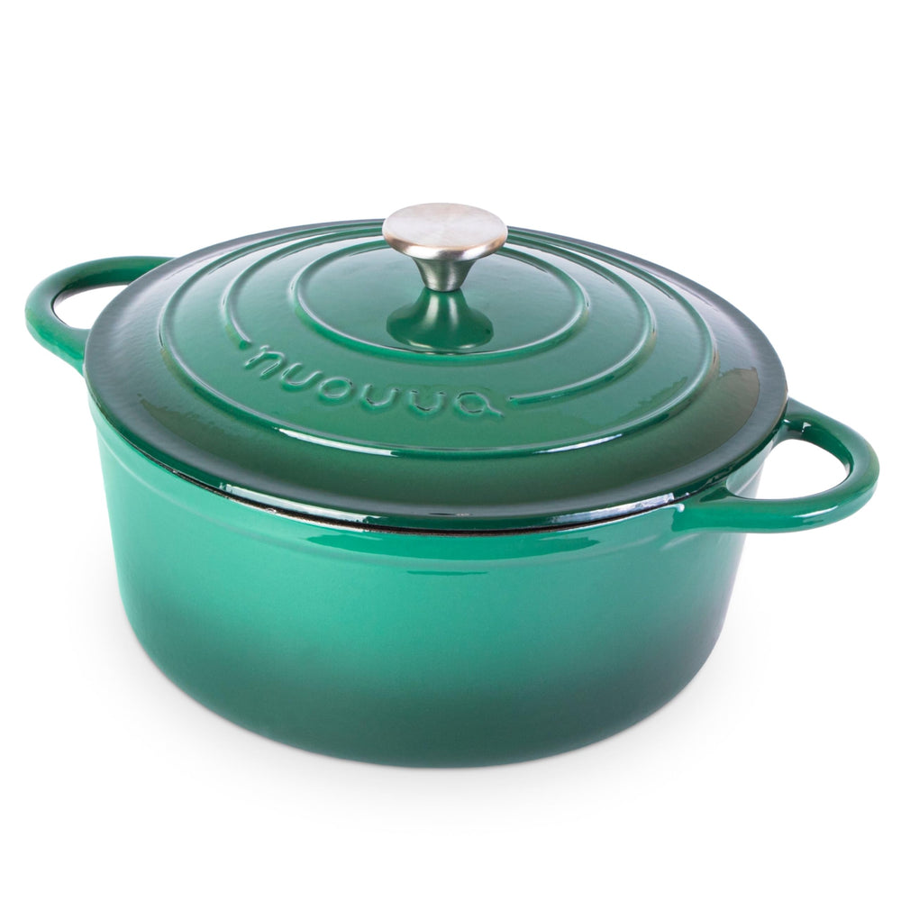 nuovva cocotte face avant montrant couleur vert foncé et design, belle présentation