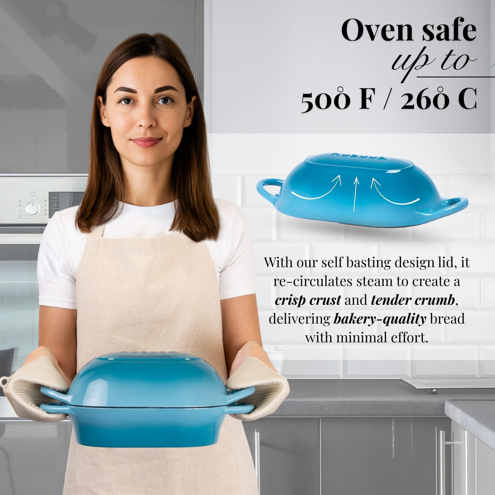 nuovva cocotte avec pain doré illustrant cuisson uniforme