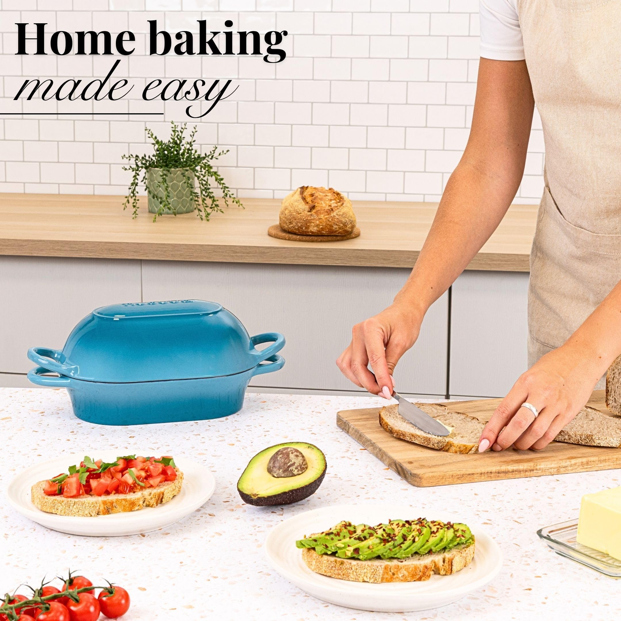 nuovva cocotte en cuisine lifestyle montrant cuisson maison conviviale