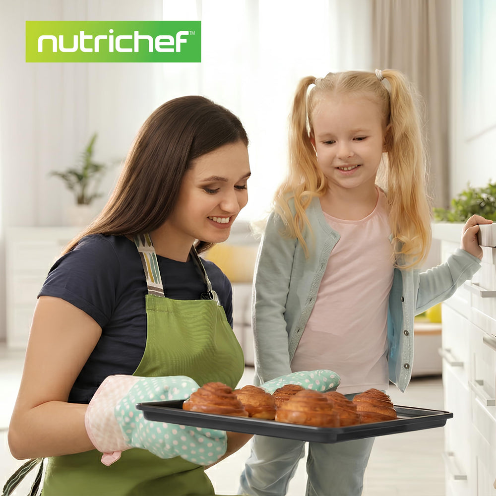 NutriChef comparaison taille avec main illustrant dimensions et capacité des pièces