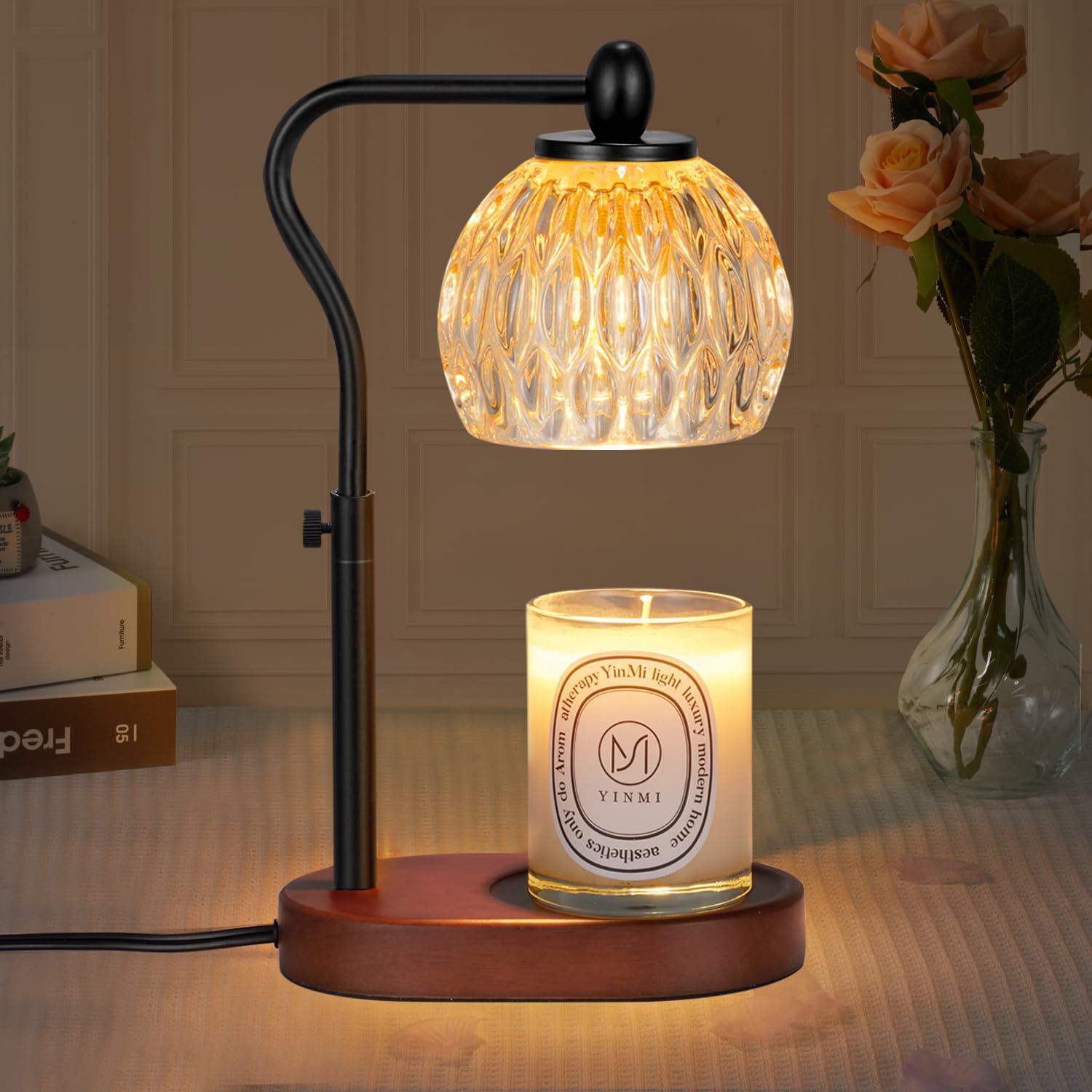 NVRGIUP lampe chauffe-cire vue de face montre le design élégant et une ambiance chaleureuse