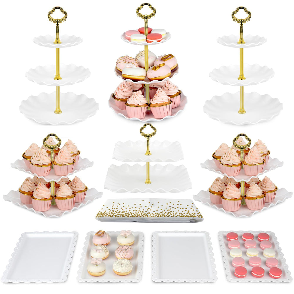 NWK ensemble complet montrant supports, plateaux et nappe dorée pour présentation soignée