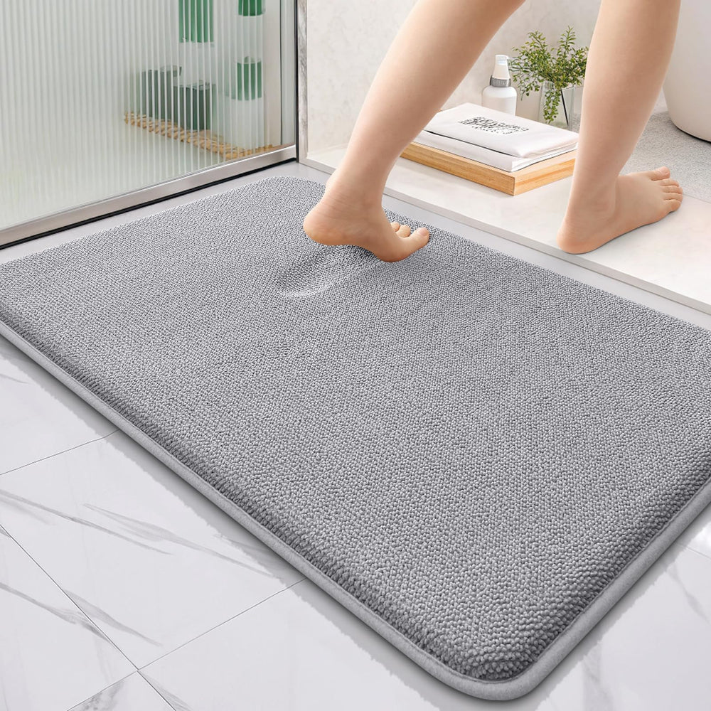 OLANLY vue avant du tapis de bain gris pour confort quotidien