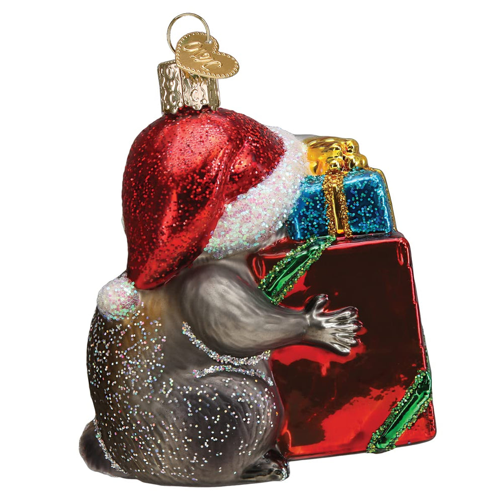 Old World Christmas ornement sur sapin, ajoute malice et couleur