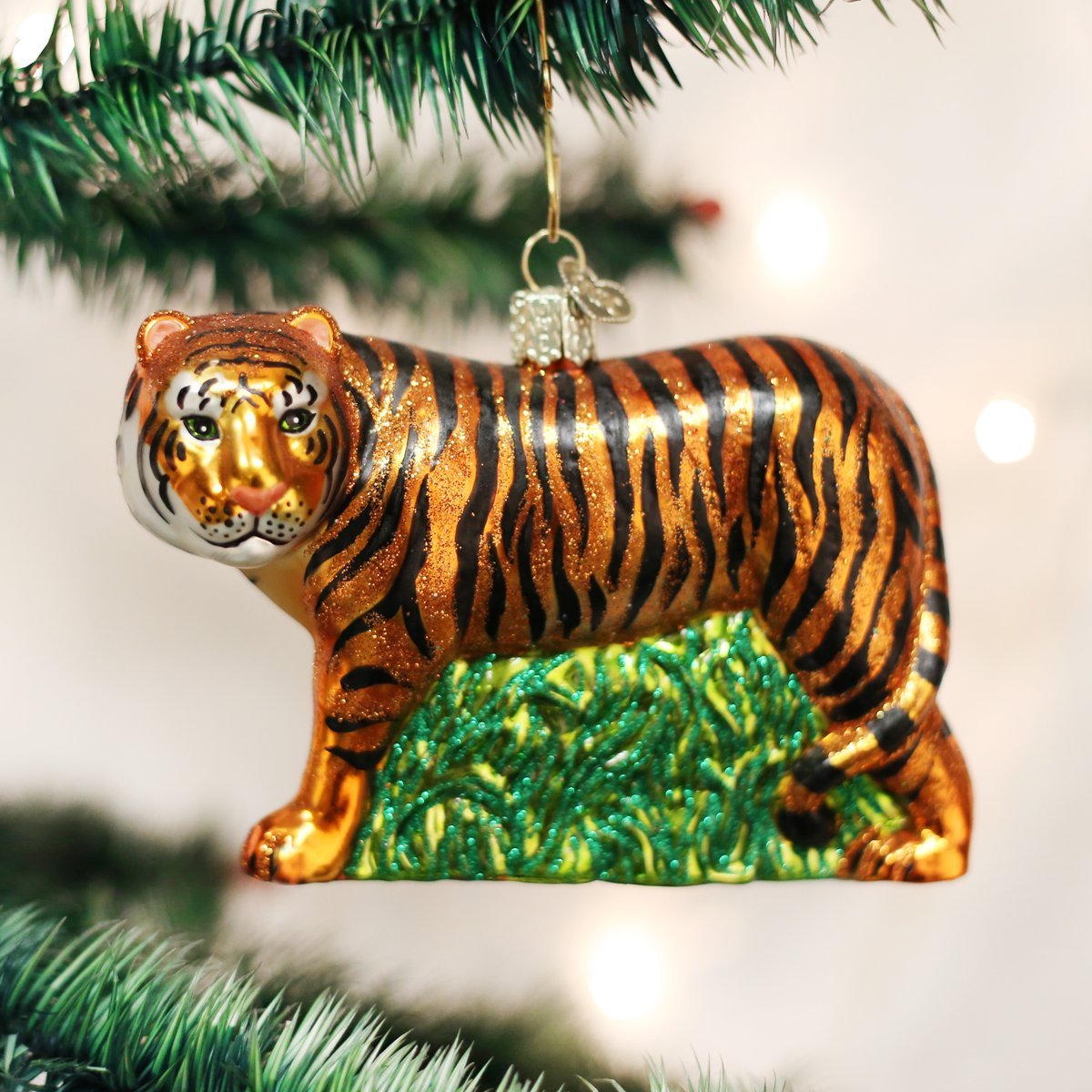 Old World Christmas tigre gros plan peinture et paillettes durables