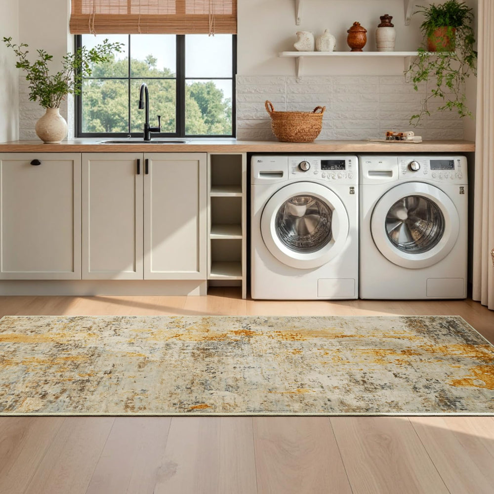 Ompaa tapis placé devant évier de cuisine offrant confort et protection du sol