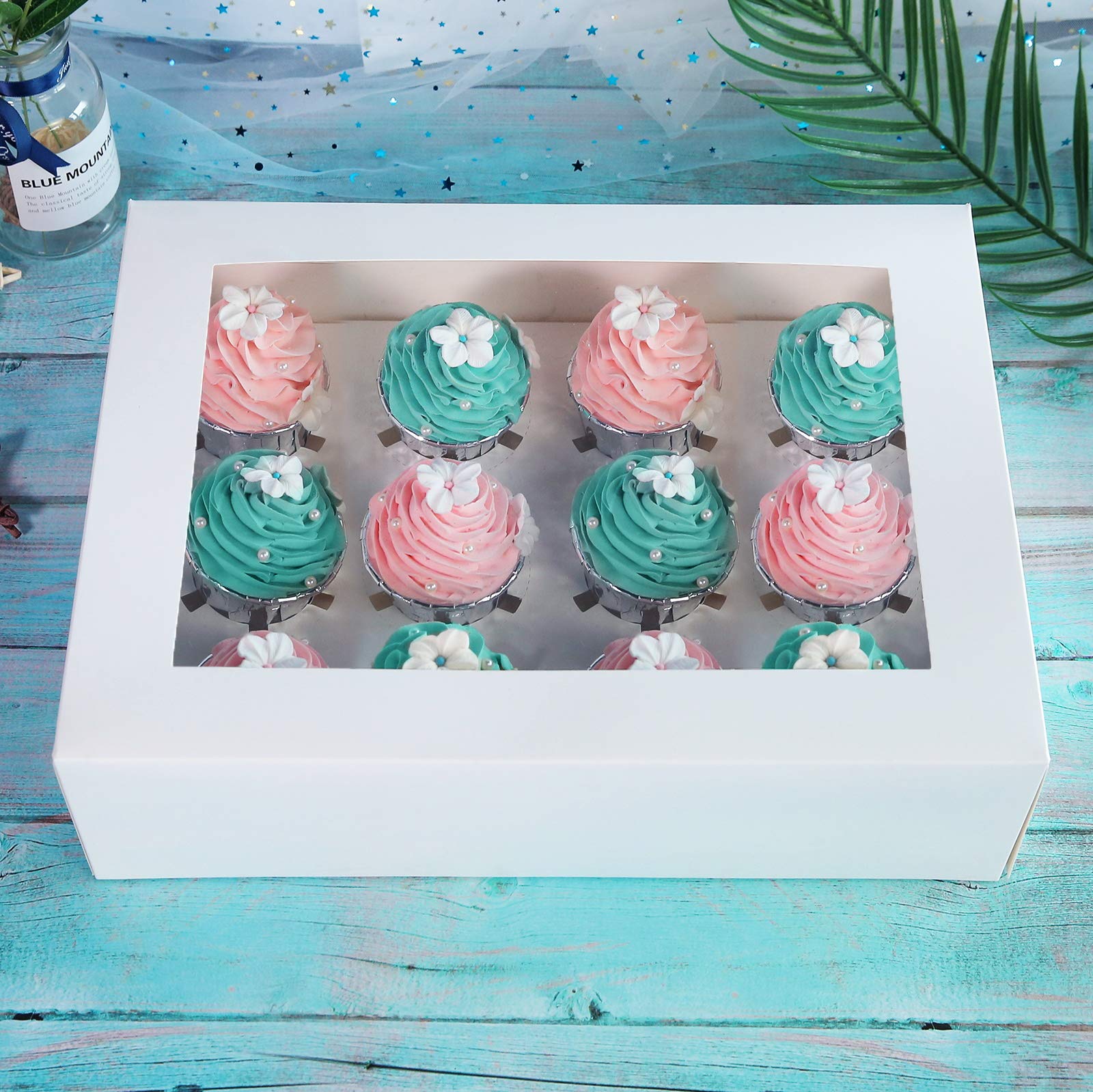 ONE MORE fenêtre PVC transparente exposant les cupcakes avec clarté