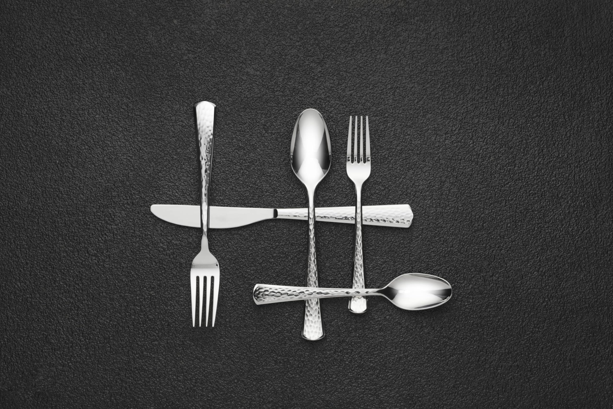 Oneida Etta fourchette salade design équilibré pour confort d’usage